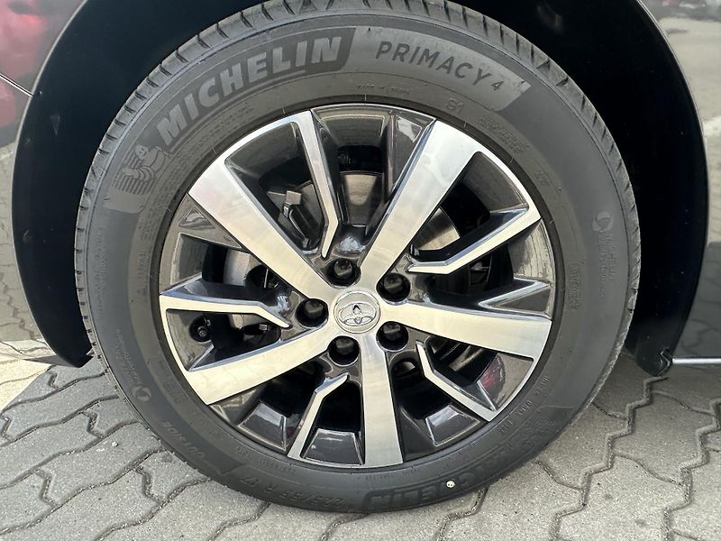 Toyota ProAce Verso (2025) 2.0D-8A/T - L2 VIP 7S - fotka 33 z 36