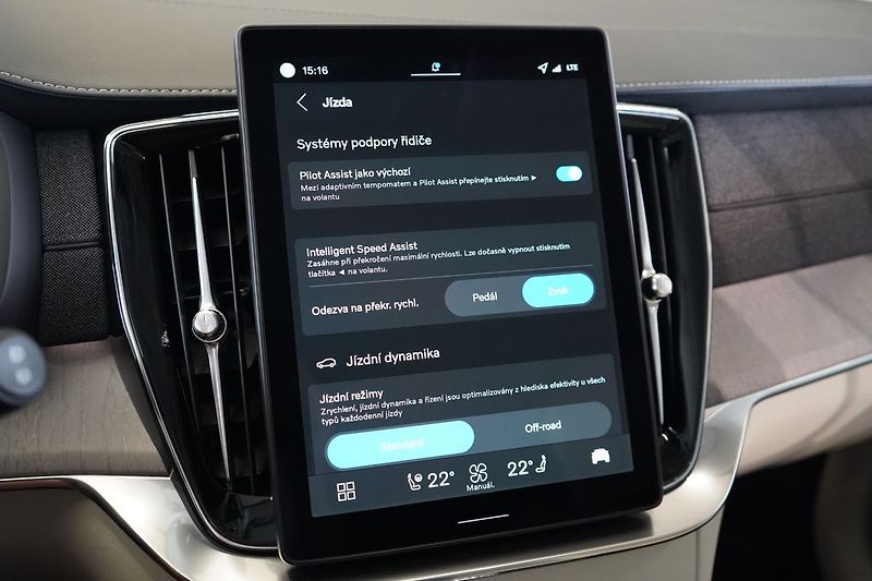 Volvo XC90 B5 PLUS Dark, Vzduch, 360° - fotka 35 z 53