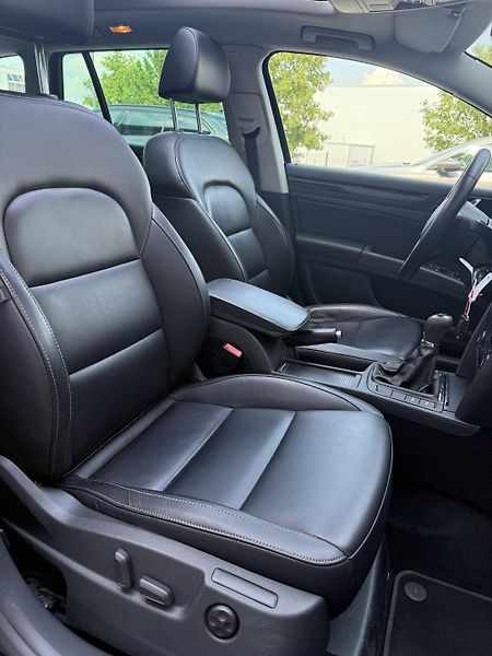 Škoda Superb (2015)  II Facelift maximální výbava - fotka 5 z 14