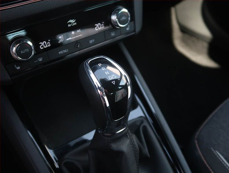 Škoda Scala (2022) Style Plus 1.0 TSI, Automat - fotka 13 z 22