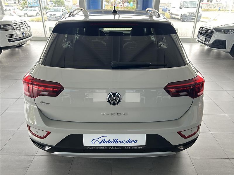 Volkswagen T-Roc 1,0   TSI 85kW,LIFE,1.MAJITEL - fotka 5 z 26