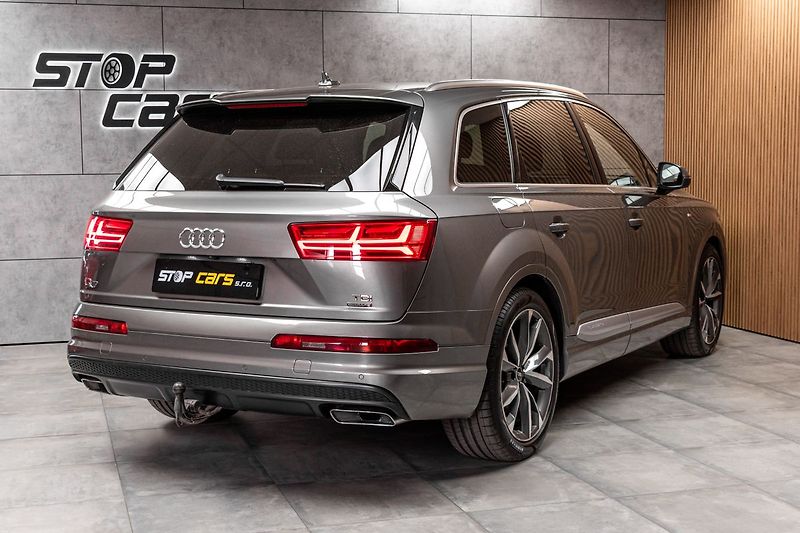 Audi Q7 3.0TDI REZERVACE - fotka 7 z 51