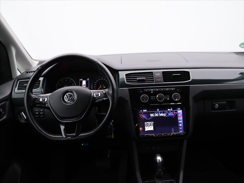 Volkswagen Caddy 1.4 TSI Highline DSG 7-Míst - fotka 25 z 33