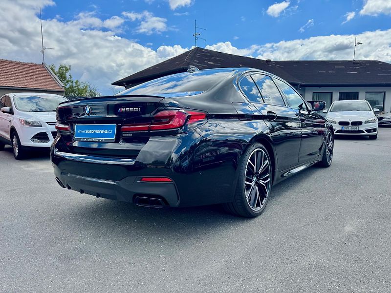 BMW Řada 5 (2022) M550i Xdrive - CZ - DPH - fotka 5 z 30