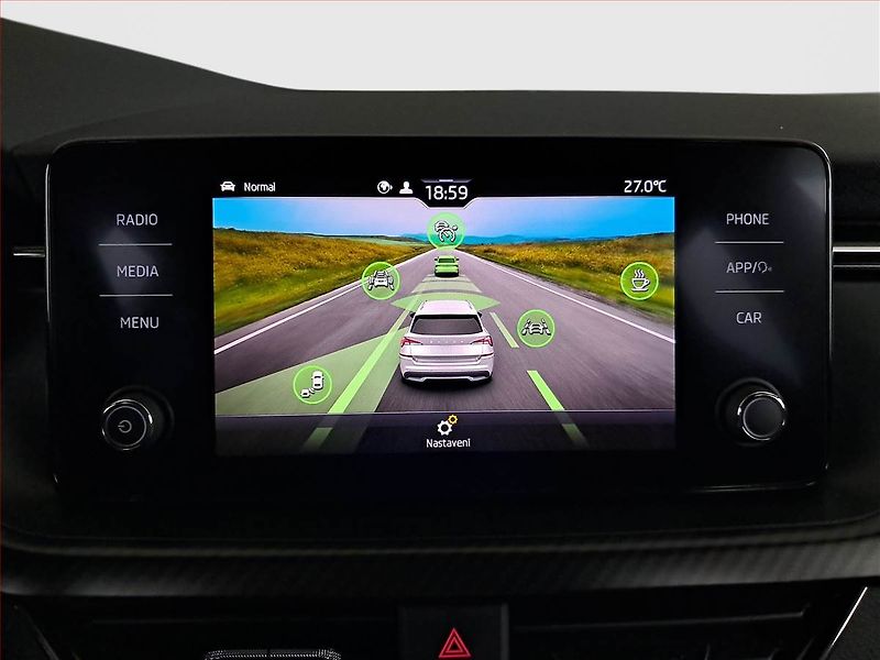 Škoda Kamiq (2021) Monte Carlo 1.0 TSI - fotka 23 z 26