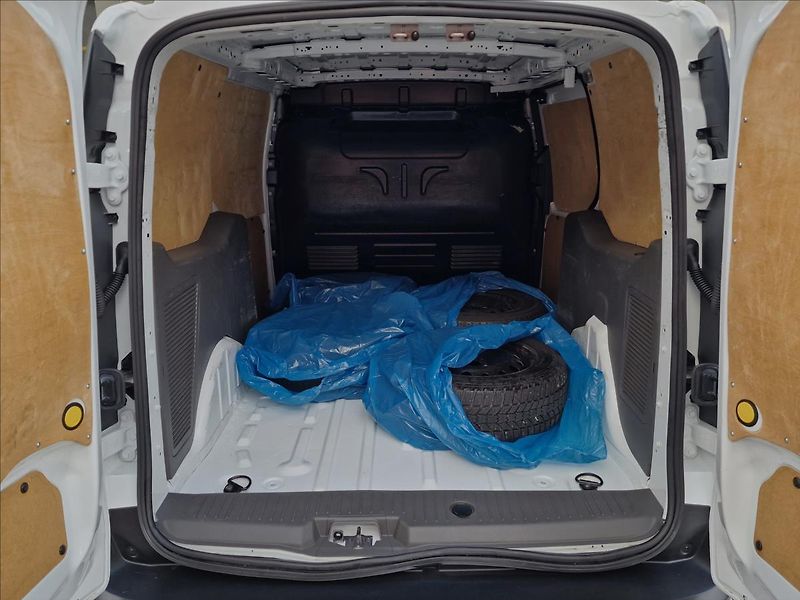 Ford Transit Connect 1.5 TDCI Trend L2,ČR,1.Maj. - fotka 24 z 48
