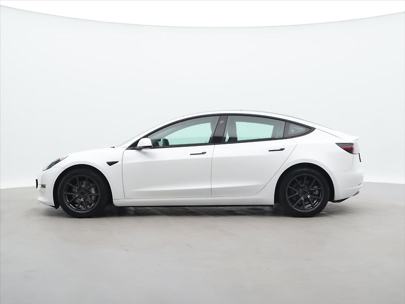 Tesla Model 3 Long Range 79kWh AWD sOH 90,3% - fotka 4 z 28