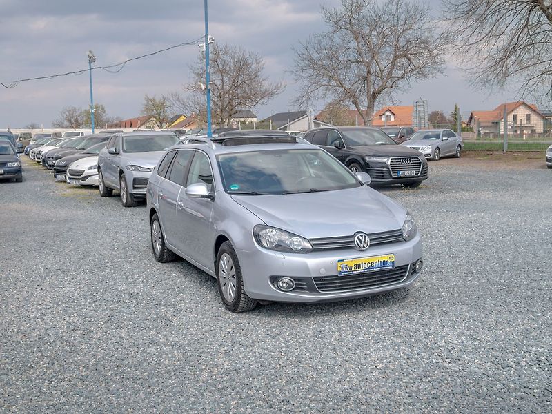 Volkswagen Golf (2010) 1.6TDI 77KW DSG – PO ROZVODECH - fotka 4 z 48