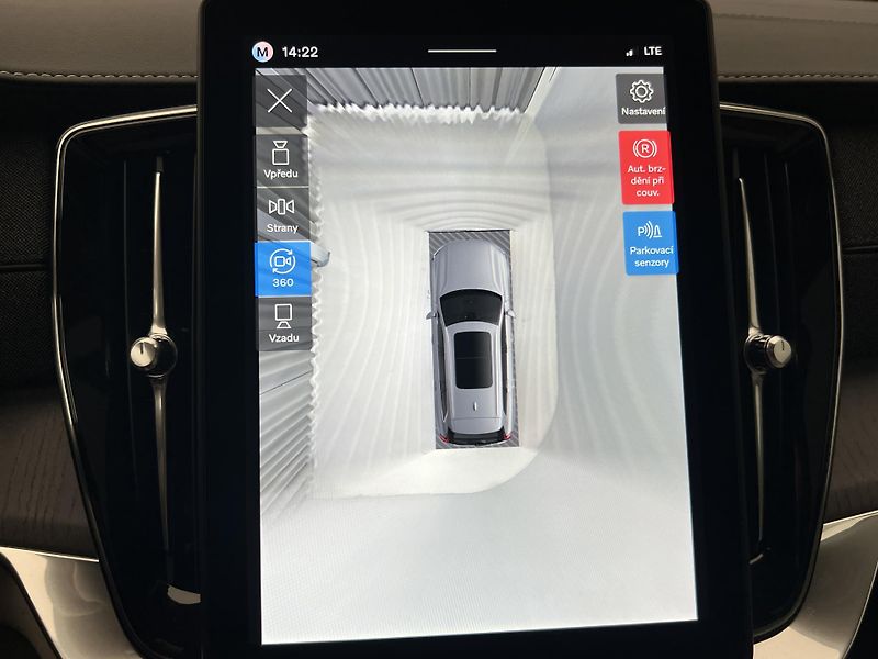 Volvo XC90 (2026) T8 AWD AUT RECHARGE DARK PLUS - fotka 33 z 49