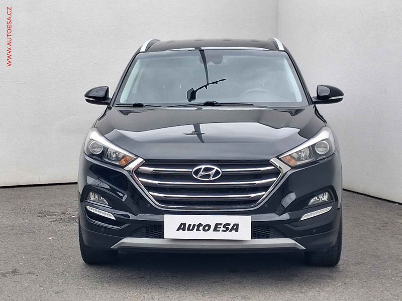 Hyundai Tucson (2016) 1.6 GDi, Navi, kamera - fotka 2 z 17