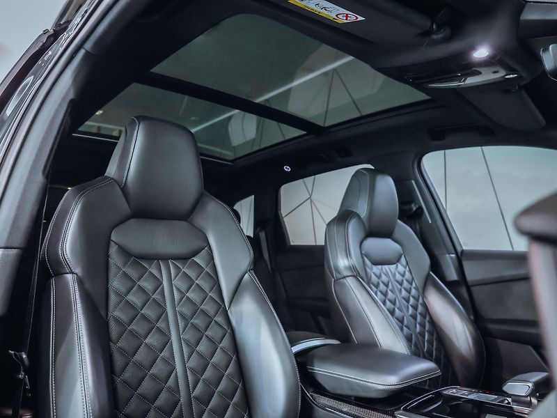 Audi SQ7 4.0TFSI Matrix - fotka 28 z 31