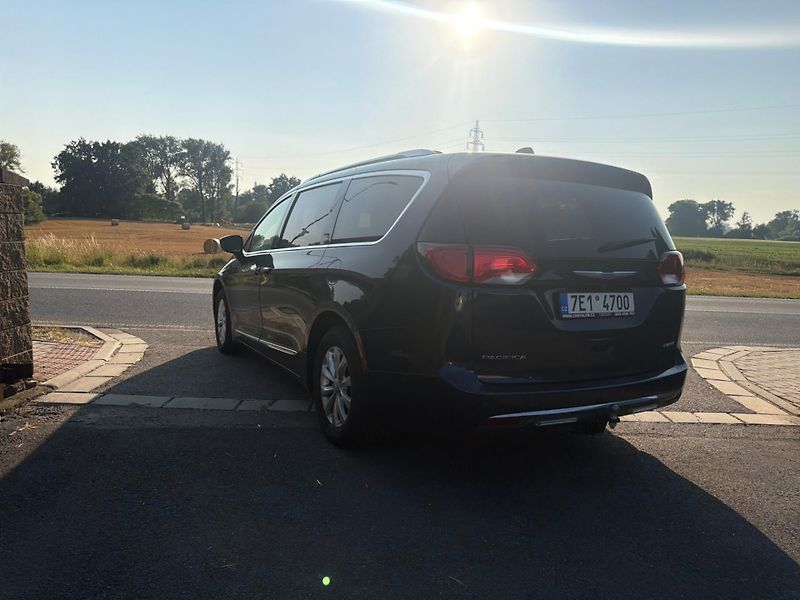 Chrysler Pacifica (2018) 3,6 Limited LPG Radar 360 2018 - fotka 3 z 20