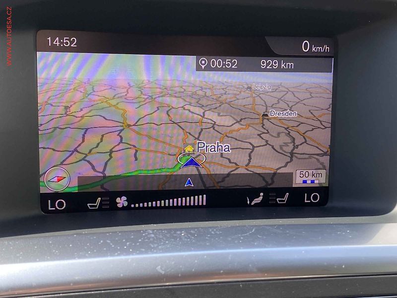 Volvo V60 (2017) 2.0 D, AT, LED, kamera - fotka 17 z 19