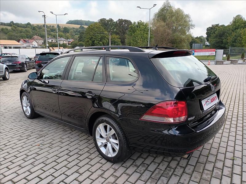 Volkswagen Golf 1,2 TSI,77KW,DIGIKLIMA,SERVIS - fotka 7 z 36