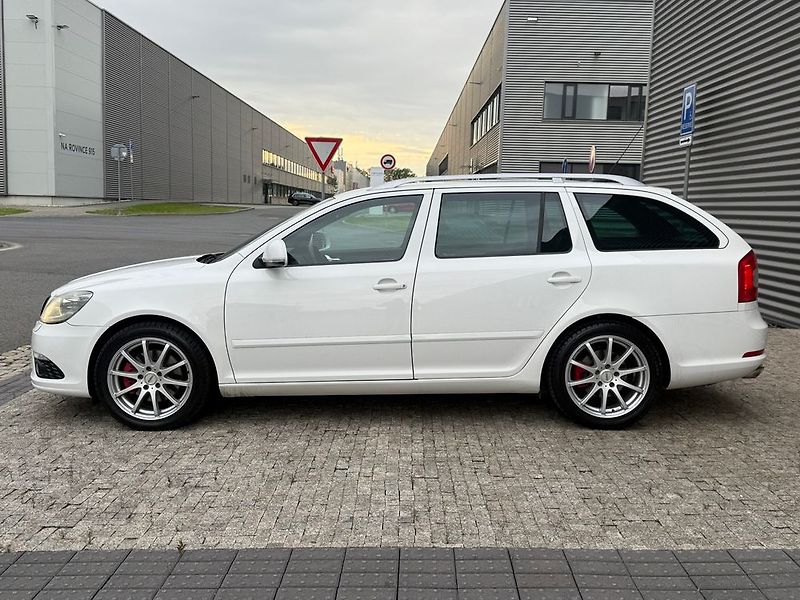 Škoda Octavia (2010) - fotka 9 z 46