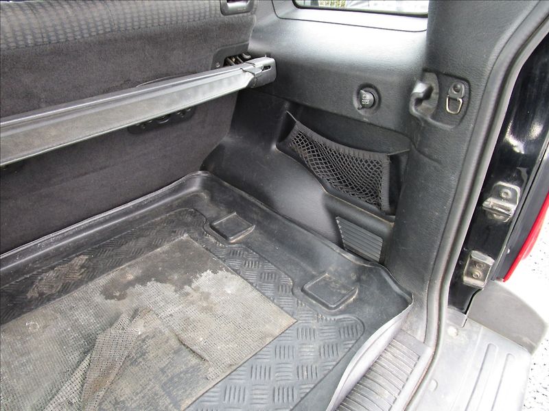 Jeep Cherokee 2.5CRD 4x4, Sport, Klima - fotka 35 z 39