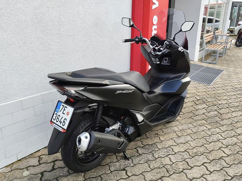Honda PCX 125 1034 km - fotka 6 z 12