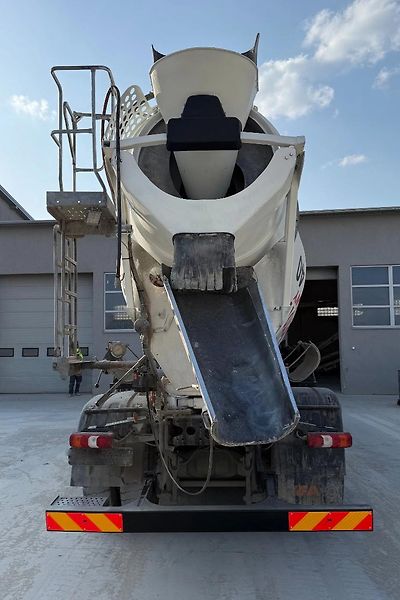 Mercedes-Benz Arocs 3540 8x4 MIX 9m3 EURO 6 - fotka 3 z 5