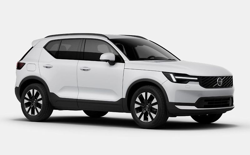 Volvo XC40 (2026) B3 AUT CORE - fotka 8 z 14