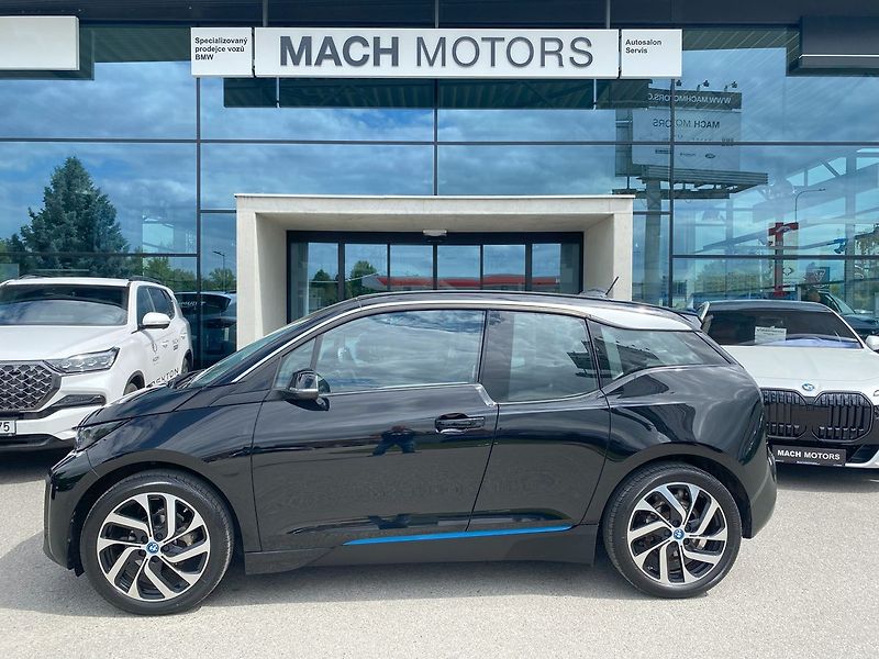 BMW i3 120Ah Comfort Navi Reku - fotka 6 z 24