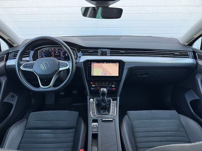 Volkswagen Passat 2.0TDI 110kW Elegance IQ Tažné - fotka 5 z 16