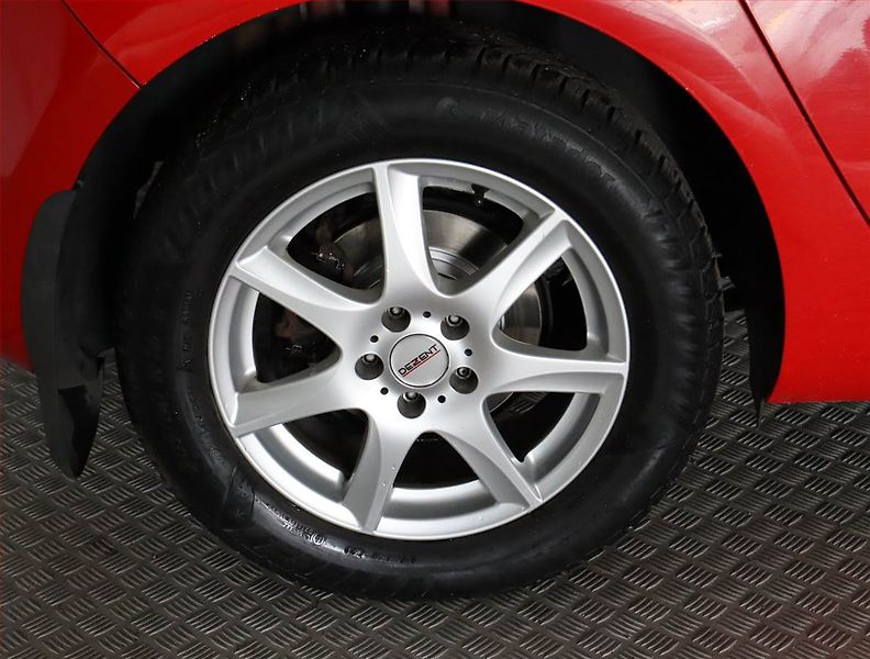 Opel Astra (2010) 1.4 16V, Tempomat - fotka 14 z 17