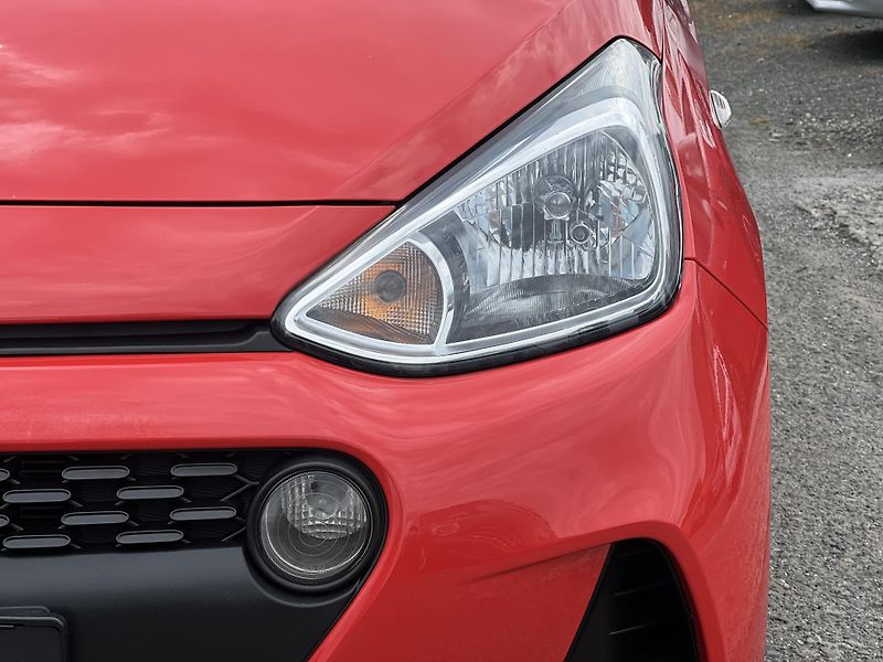 Hyundai i10 1.0i 49kw ABS KOUPENO V ČR - fotka 29 z 31