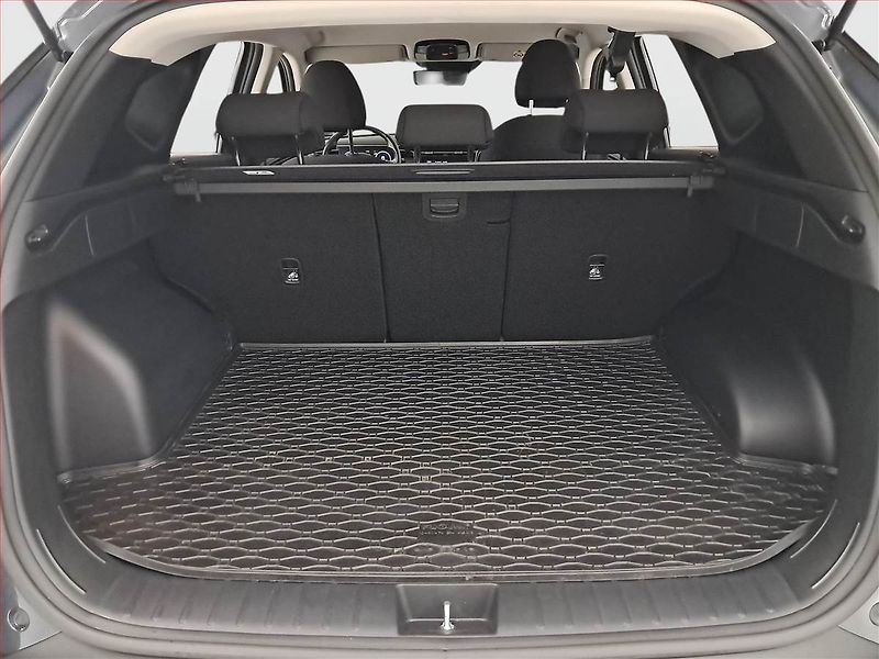 Hyundai Tucson (2023) 1.6 T-GDI - fotka 13 z 17