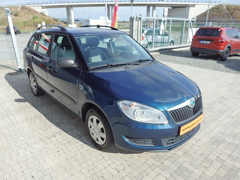 Škoda Fabia 1.4 16V ABS, KLIMATIZACE - fotka 3 z 14