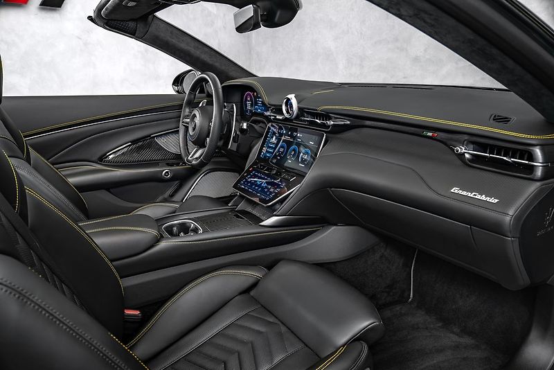 Maserati GranCabrio Trofeo - fotka 19 z 32