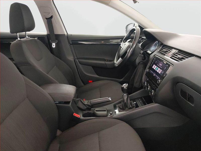 Škoda Octavia (2019) Ambition 1.5 TSI, Tempomat - fotka 9 z 21