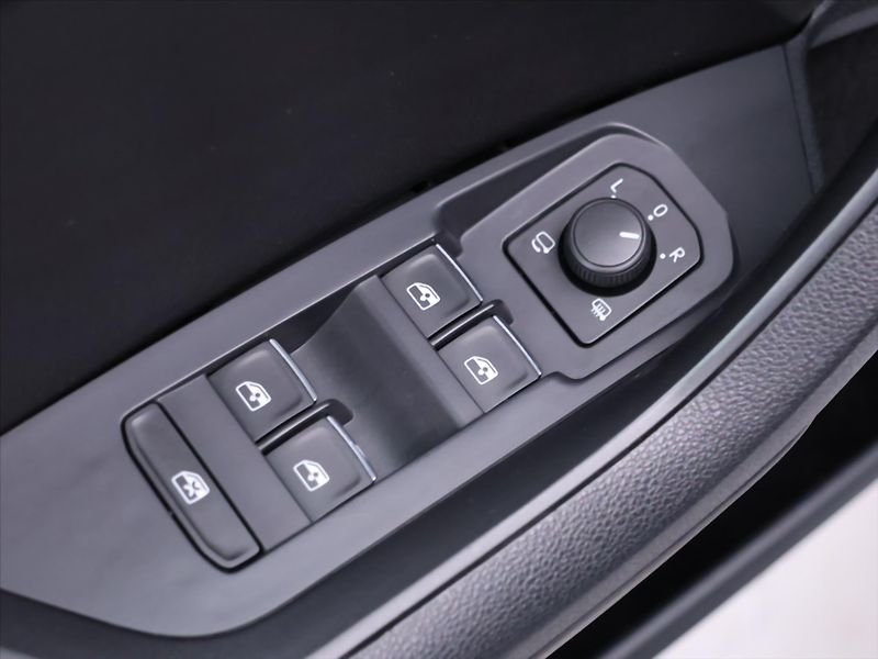 Škoda Kodiaq 2,0 TDI 140kW DSG 4x4 CZ Style - fotka 17 z 36