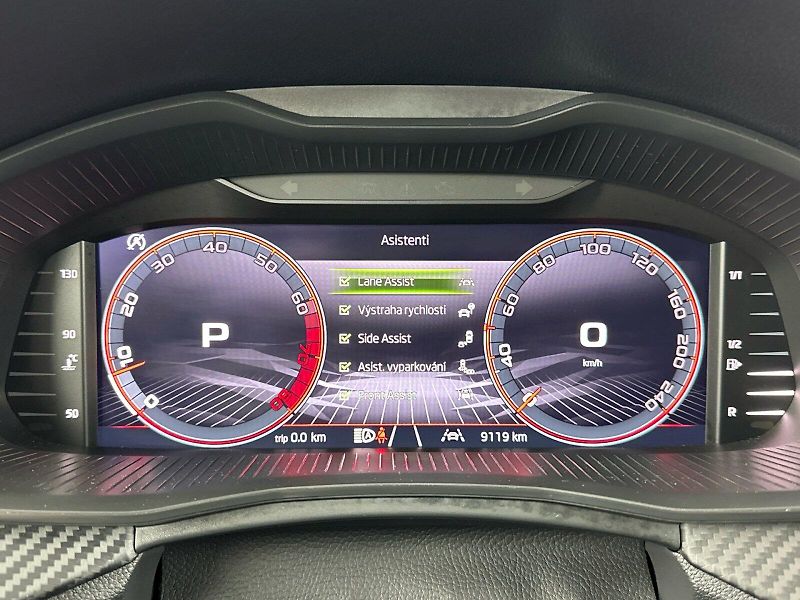 Škoda Kamiq (2025) DSG 1.5TSI 110kW Monte Carlo - fotka 10 z 33