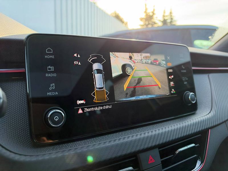 Škoda Kamiq Monte Carlo 1,0 TSI 85 kW 6° M - fotka 16 z 32
