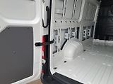Volkswagen Crafter (2026) Skříň 35, 103KW 6G SR 10km - náhled 24