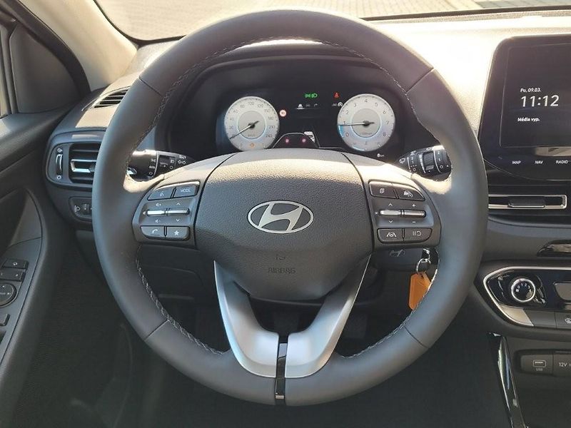 Hyundai i30 (2026) WG 1.0 T-GDI 85kW MT SMART  - fotka 20 z 27