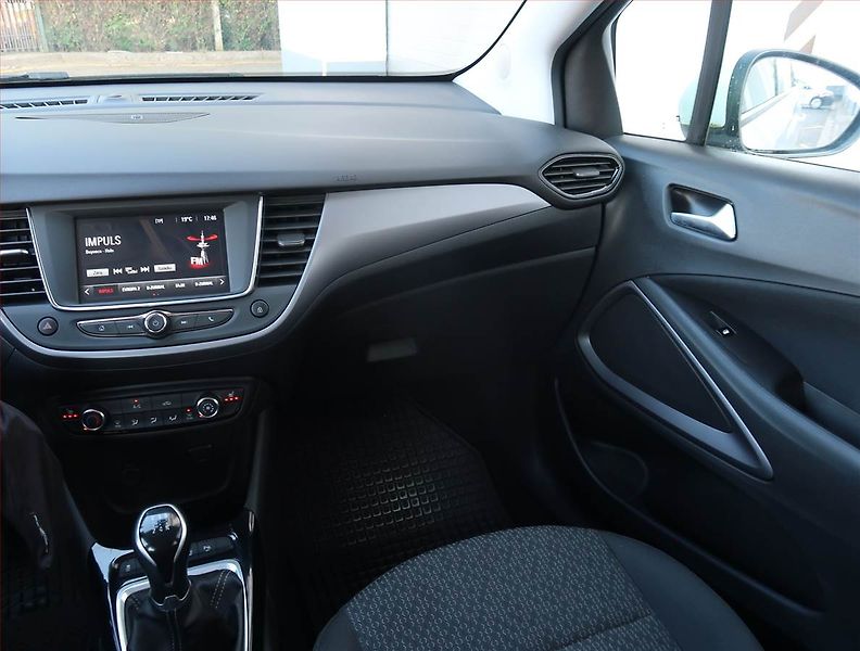 Opel Crossland X (2021) Enjoy 1.2, ČR,1.maj - fotka 8 z 19