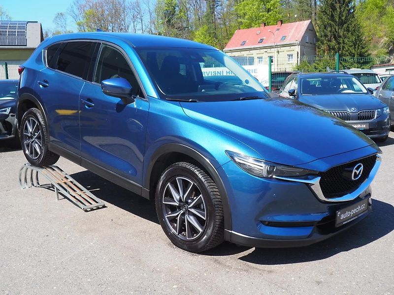 Mazda CX-5 (2018) 2.2 AWD - fotka 5 z 38