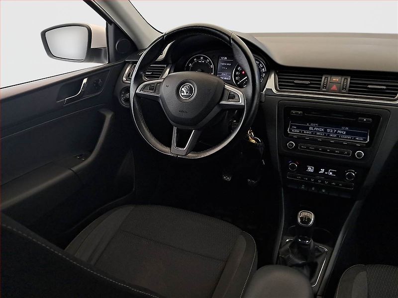 Škoda Rapid (2013) Ambition 1.2 TSI, Serv.kniha - fotka 7 z 16