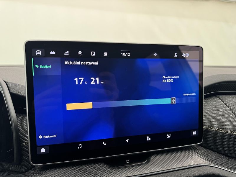 Škoda Kodiaq 1.5Tsi*150kw*Plug-In*CZ*1-MAJ* - fotka 35 z 44