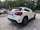 Mercedes-Benz GLA (2017) 220CDI 4-MATIC AMG - náhled 4