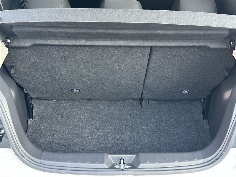 Mitsubishi Space Star 1,2 71PS  Invite A/T - fotka 39 z 53