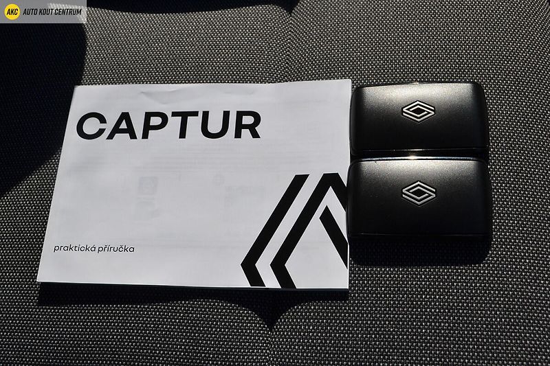 Renault Captur Techno TCe 90 - fotka 47 z 49