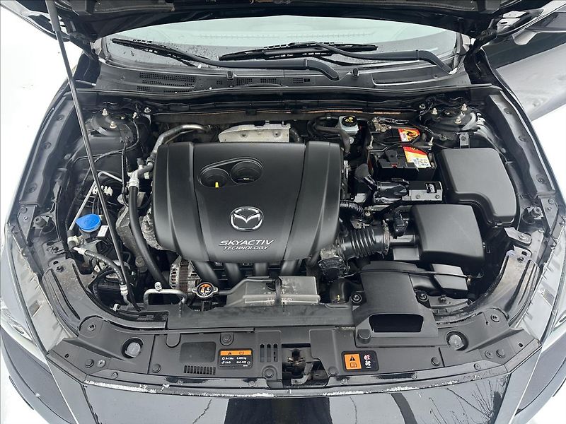 Mazda 3 2,0 G120 1.majitel - fotka 11 z 23