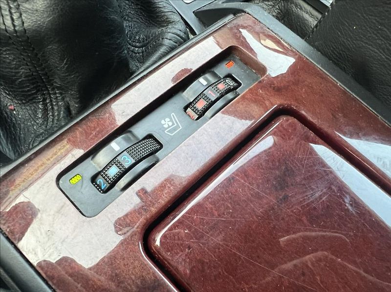Lexus IS 2,2 220d,Keyless,Navi,Kůže - fotka 18 z 19