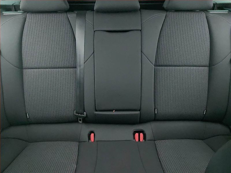 Peugeot 508 (2011) 2.0 HDi, Xenony, Tempomat - fotka 10 z 18