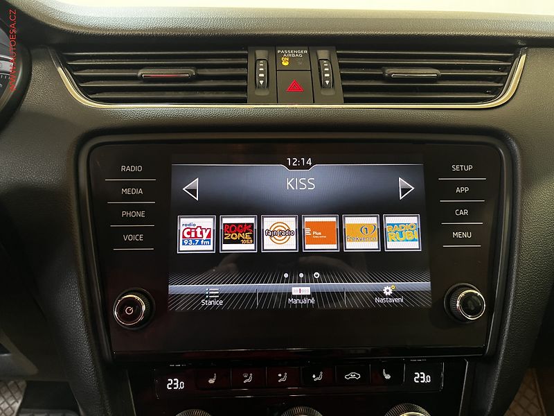 Škoda Octavia (2017) 1.6 TDi, ČR, Style, LED, TZ - fotka 11 z 16