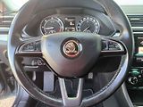 Škoda Superb (2019) 2.0 TDi, navi, bixen - náhled 23