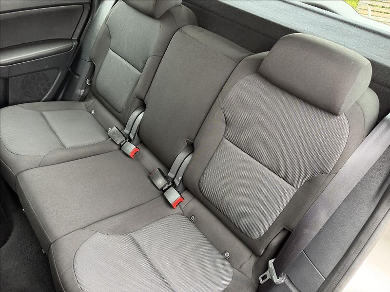 Škoda Yeti 1.2 TSI Active - fotka 14 z 17