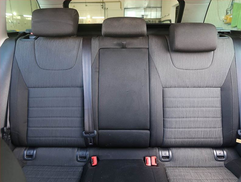 Škoda Octavia (2015) Elegance 1.6 TDI, Tempomat - fotka 10 z 16